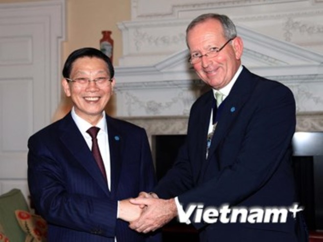 เมืองหลวงของเวียดนามและอังกฤษขยายความร่วมมือด้านการเงิน